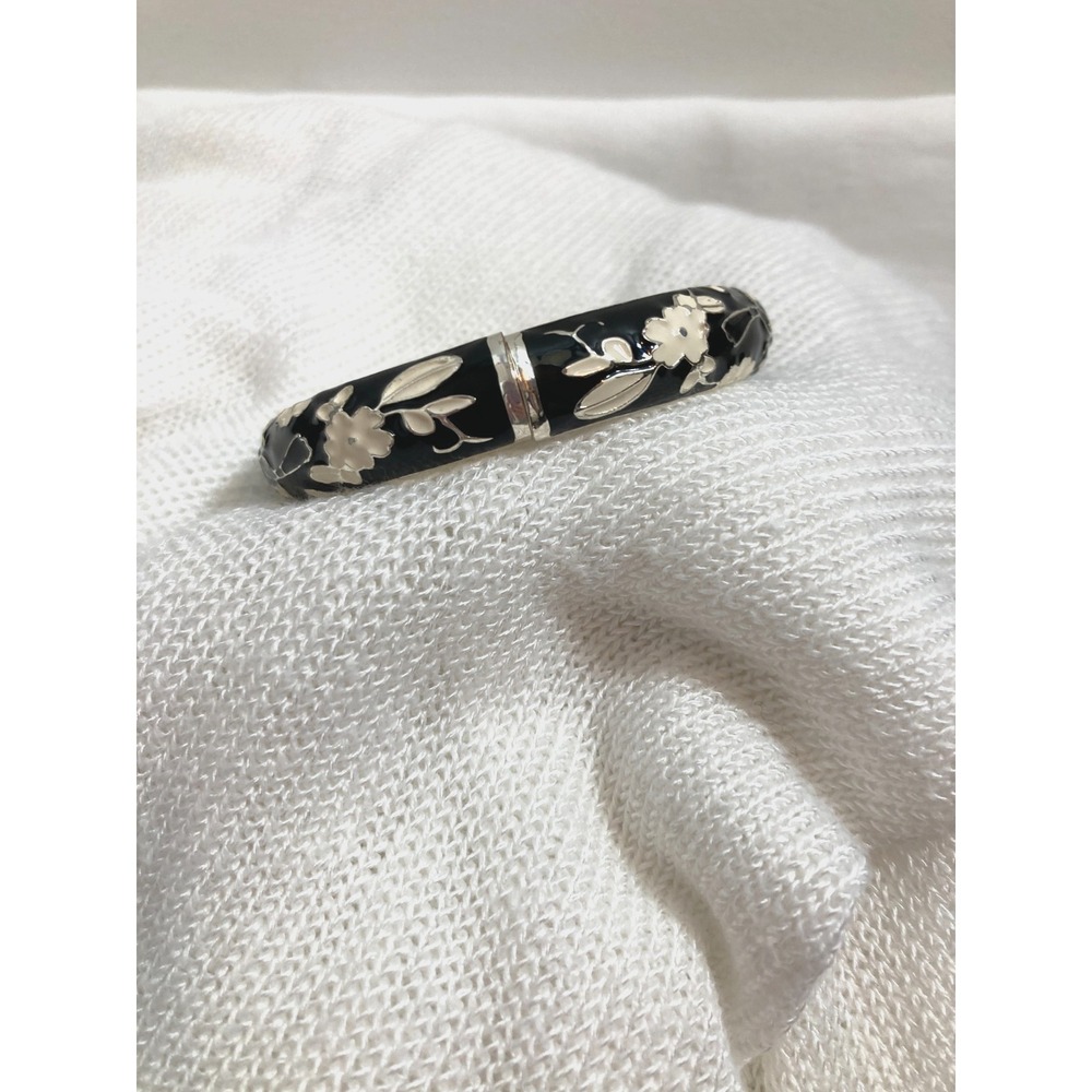 Black Enamel Bangle Bracelet Floral Clamp Artsy‎ Layering Stackable Statement